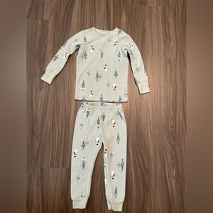 Carter's Cream and Green Pajama Set with Woodland snowman’s Print size 12 months